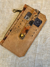 Load image into Gallery viewer, Cork Purse Pal- assorted prints
