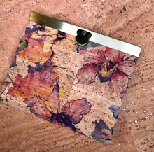 Load image into Gallery viewer, Small Frame Clasp Cork Wallet - Orchid Print