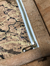 Load image into Gallery viewer, Cork Cross Body